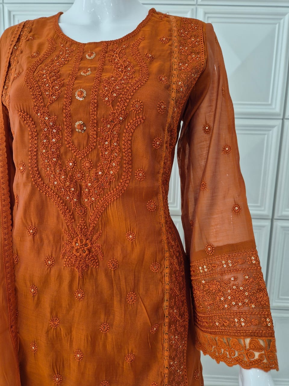 CNM ORANGE EMBROIDERY SPARKLE
