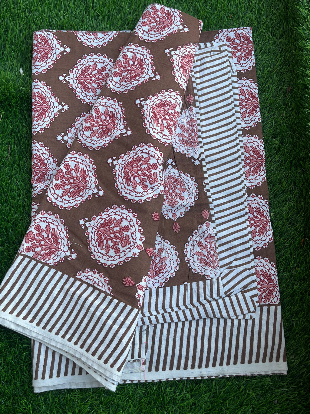 CNM Cotton Bedsheet Brown & Pink